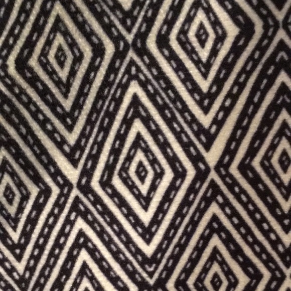 H&M Coat 🤍🖤🤍 - Picture 5 of 6